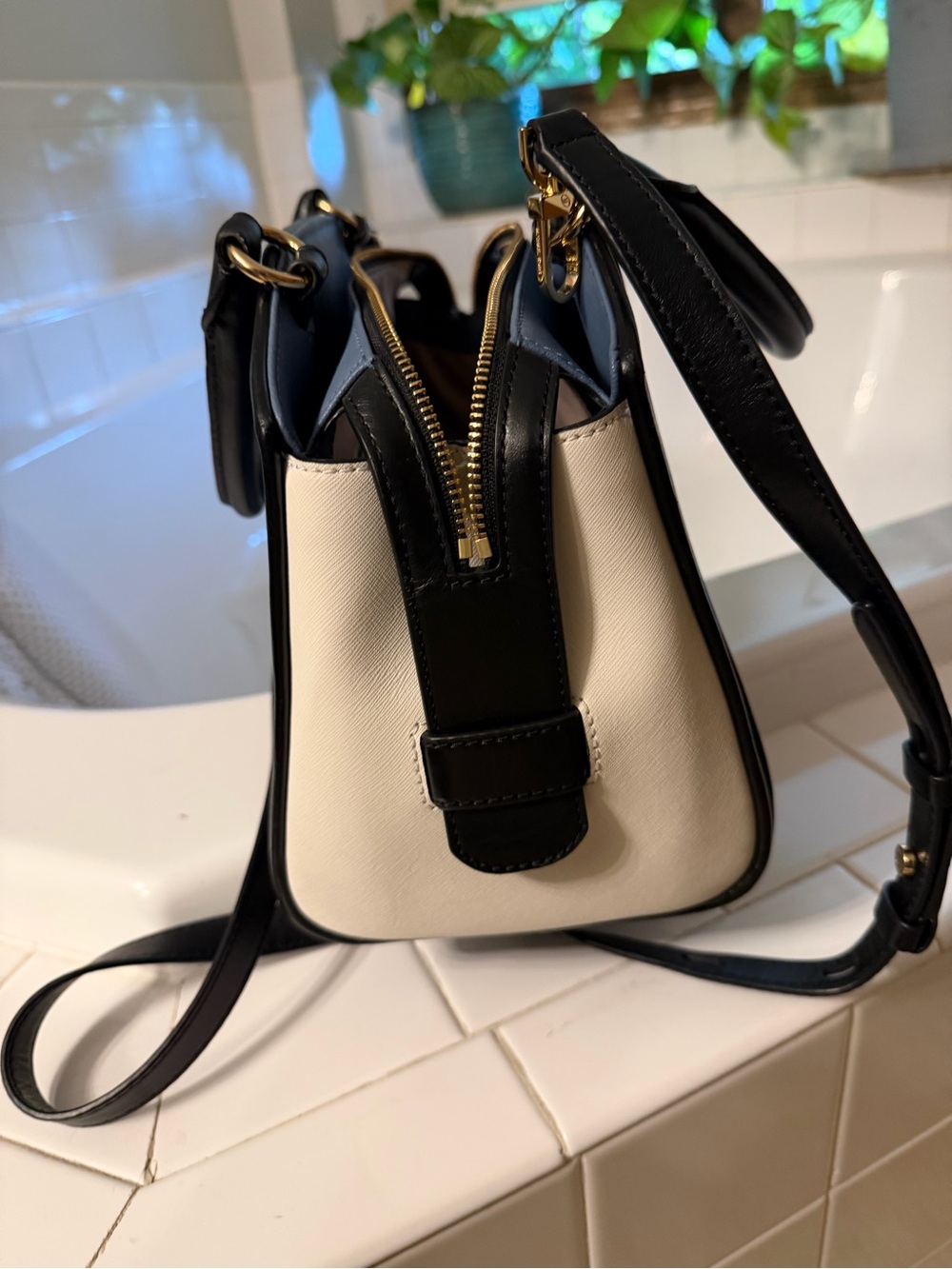 Michael Kors Powder Blue and Black Saffiano Satchel - Picture 4 of 7